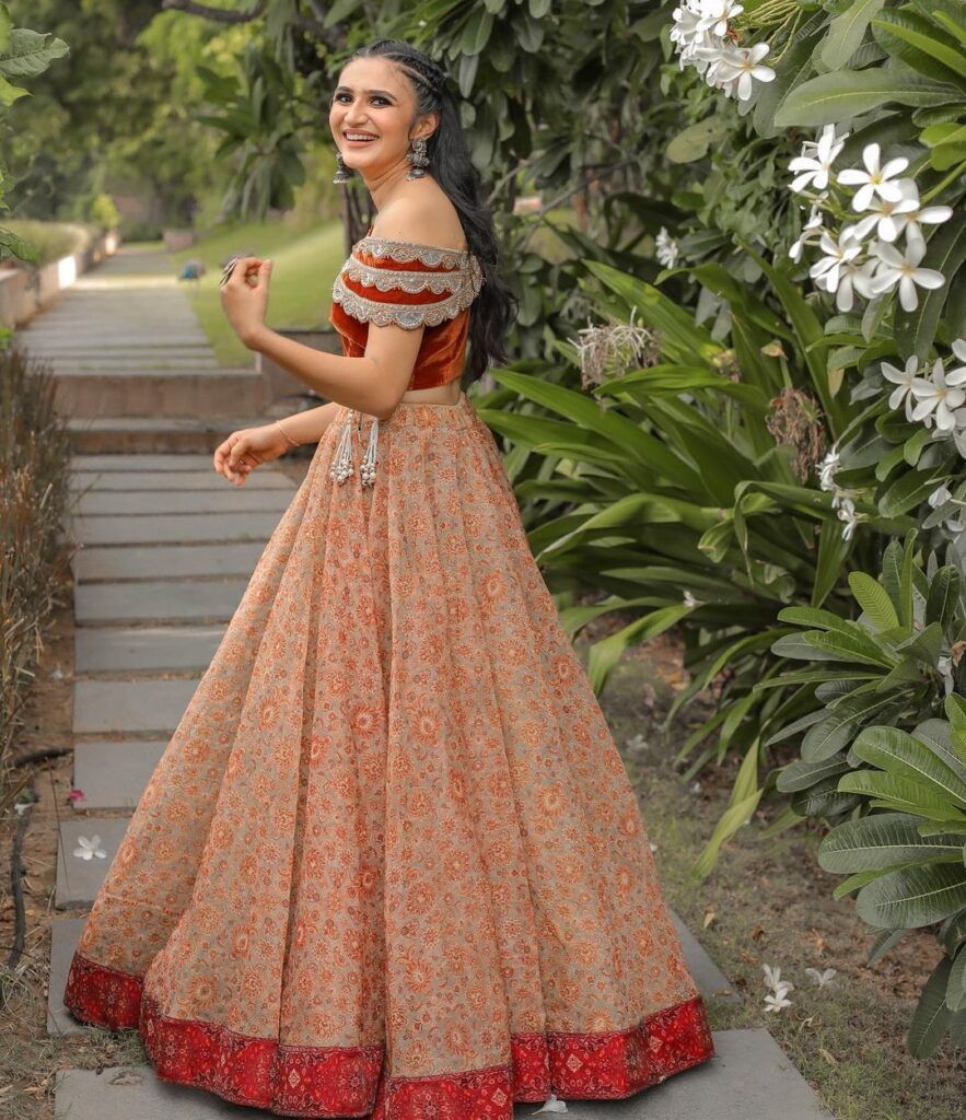 Traditional wedding outlet dress for girl