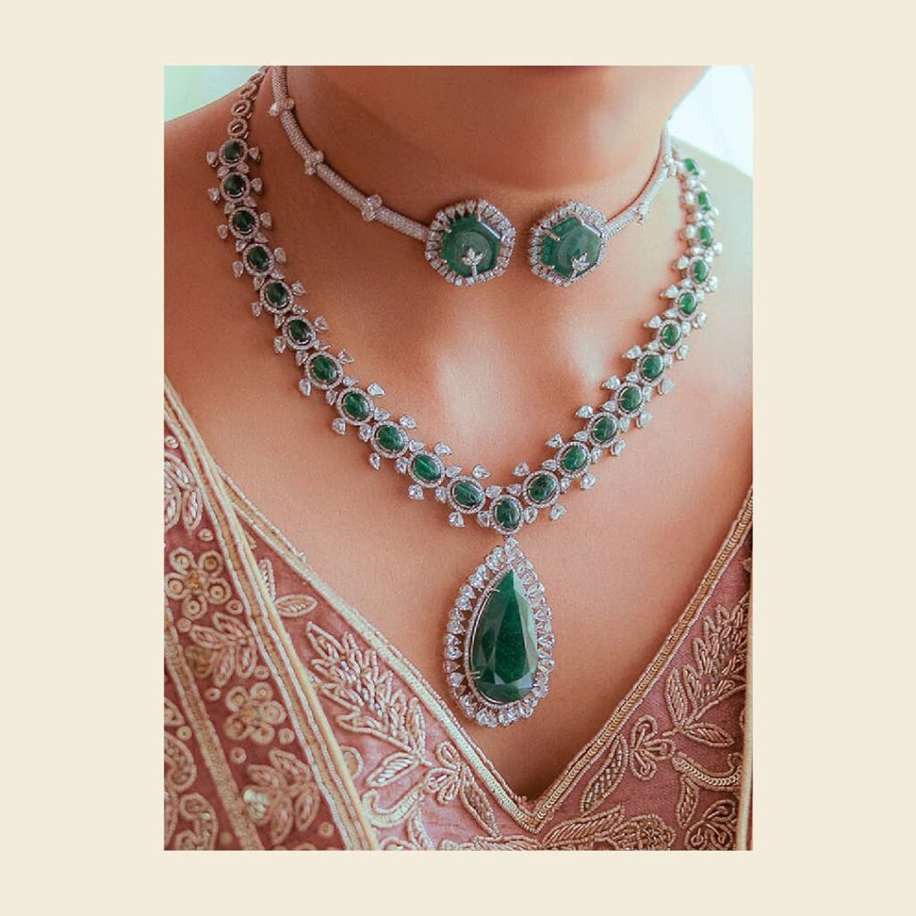 Emerald Diamond Necklace Set