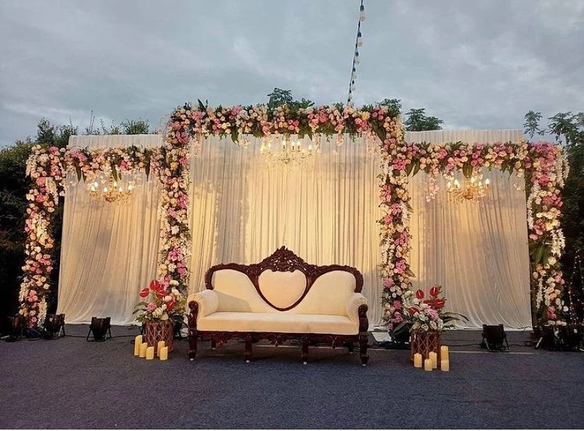 Low-Budget Wedding Stage Decoration in 2023: 60+ Photos