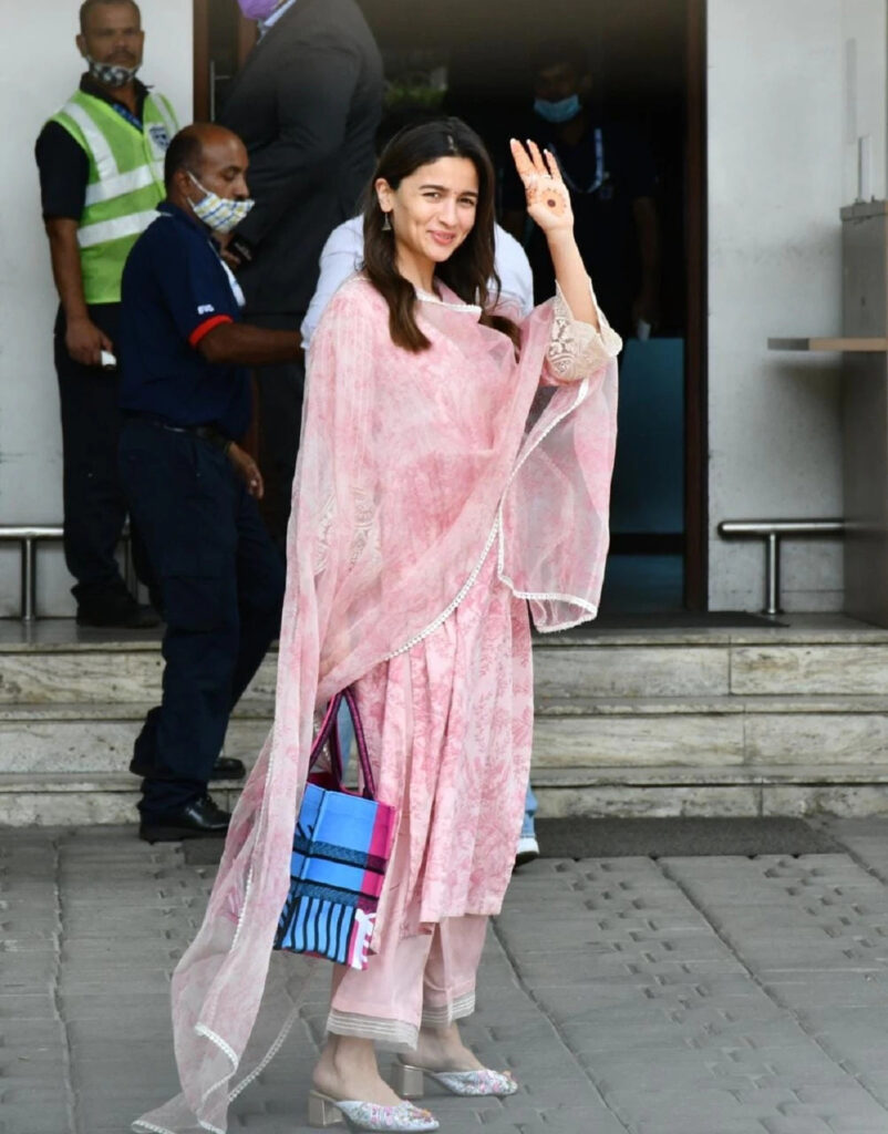 Alia Bhatt Pink Suit