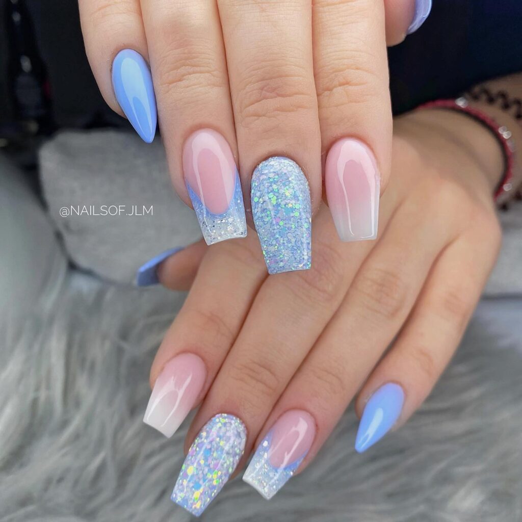 Blue Glitter Nail Ideas