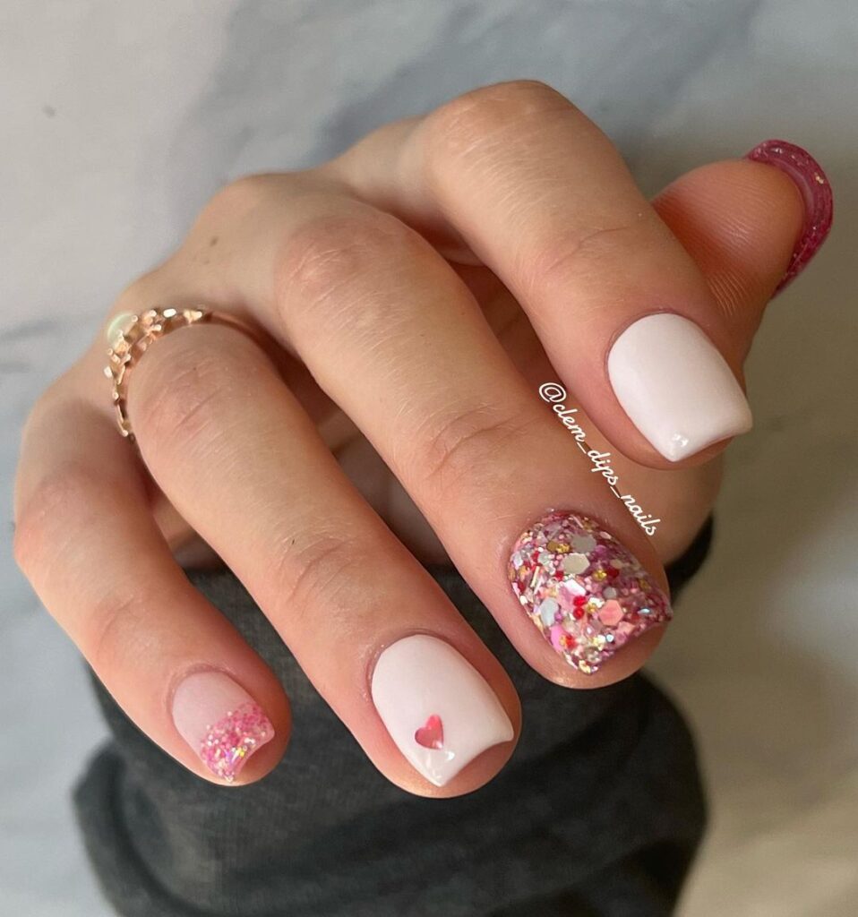 Valentine Glitter Nail Ideas