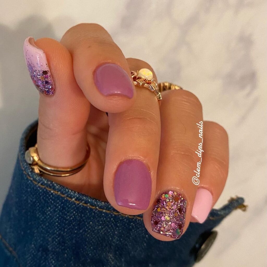 Short Glitter Nail Designs