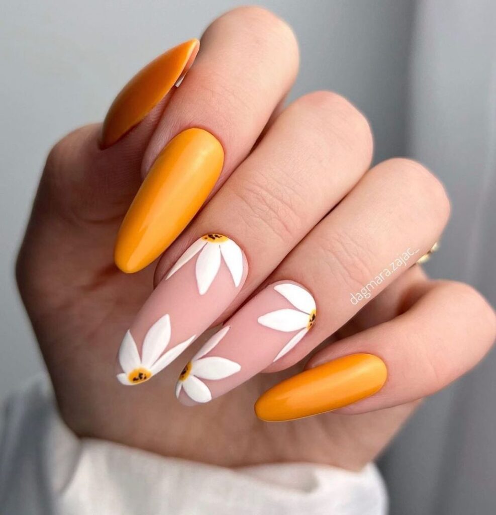 Bright Summer Nails