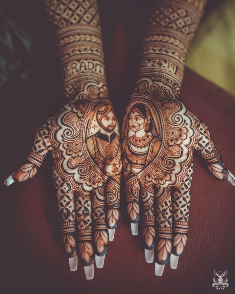 Stylish Bridal Mehndi Design