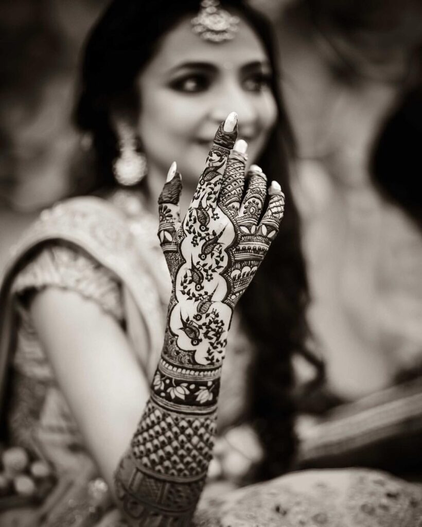 Bridal Full Hand Mehndi Design For Back