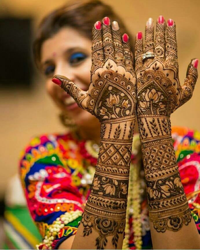 Back Hand Bridal Mehndi Design