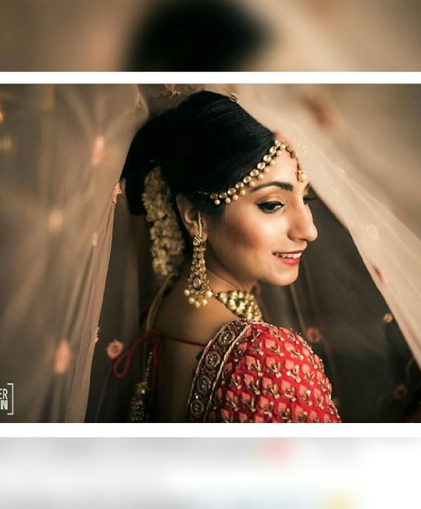 Bridal Poses With Dupatta