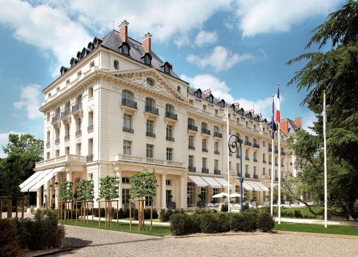  Waldorf Asotaria Versailles Paris Honeymoon Hotel