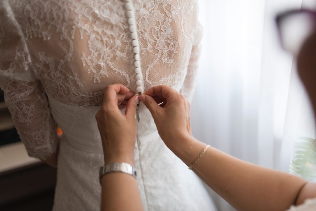 When To Buy Wedding Dress If Losing Weight