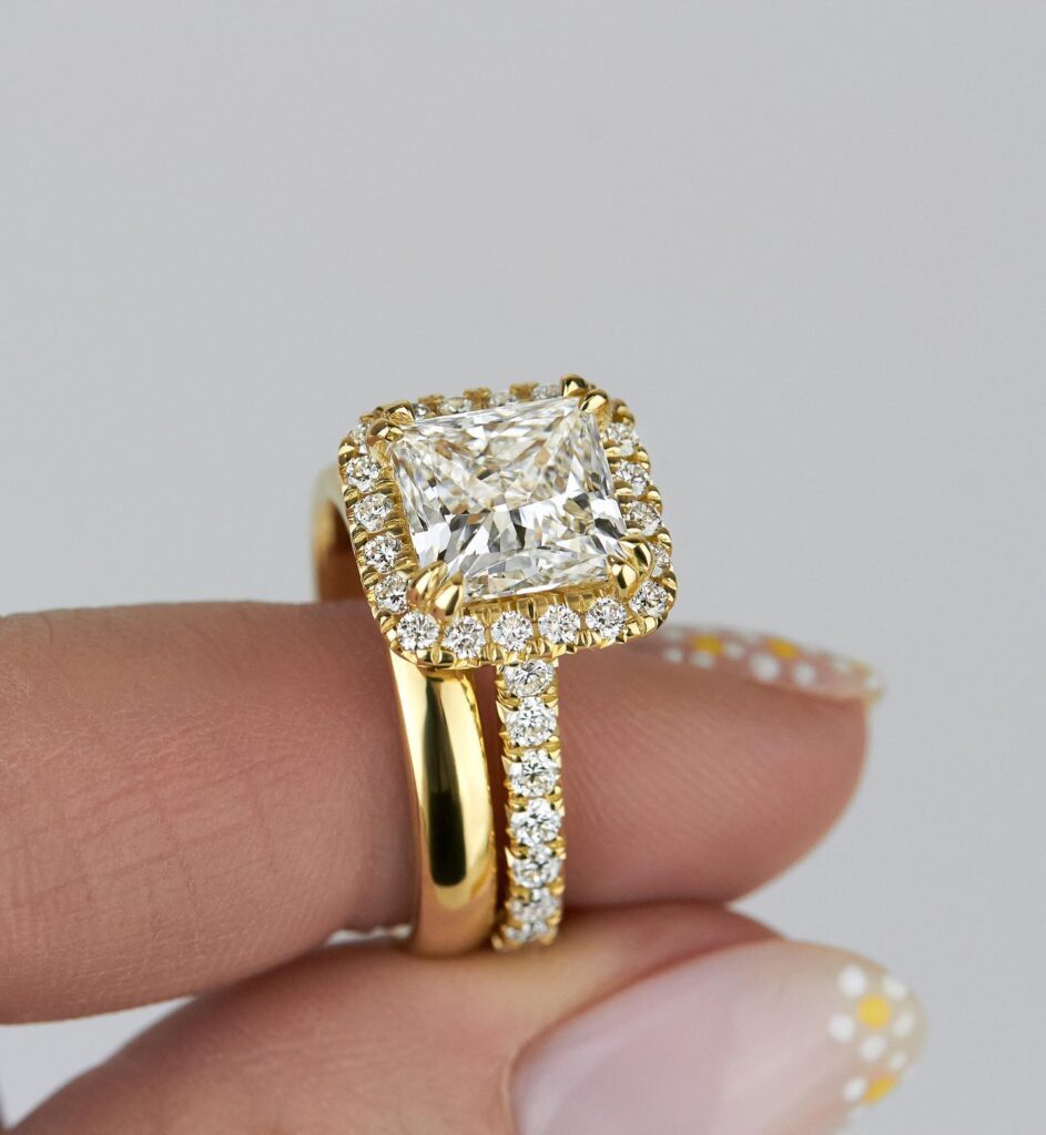 Halo Engagement Ring Gold