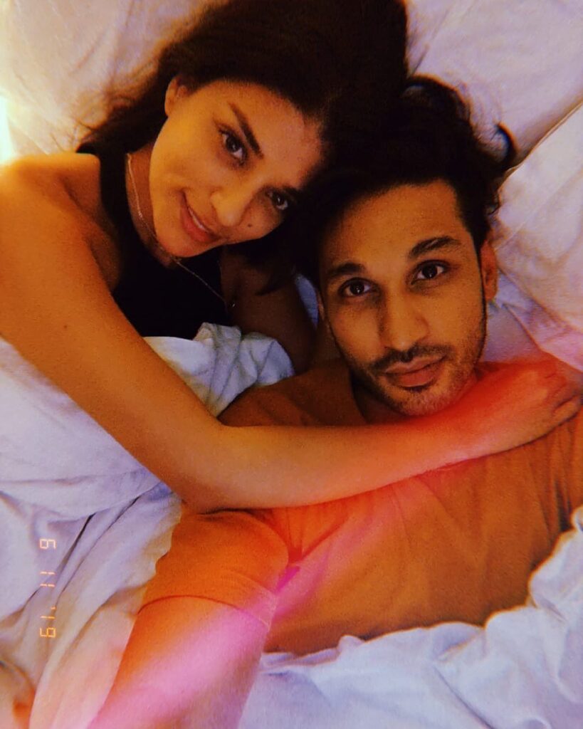 Arjun Kanungo & Carla Dennis