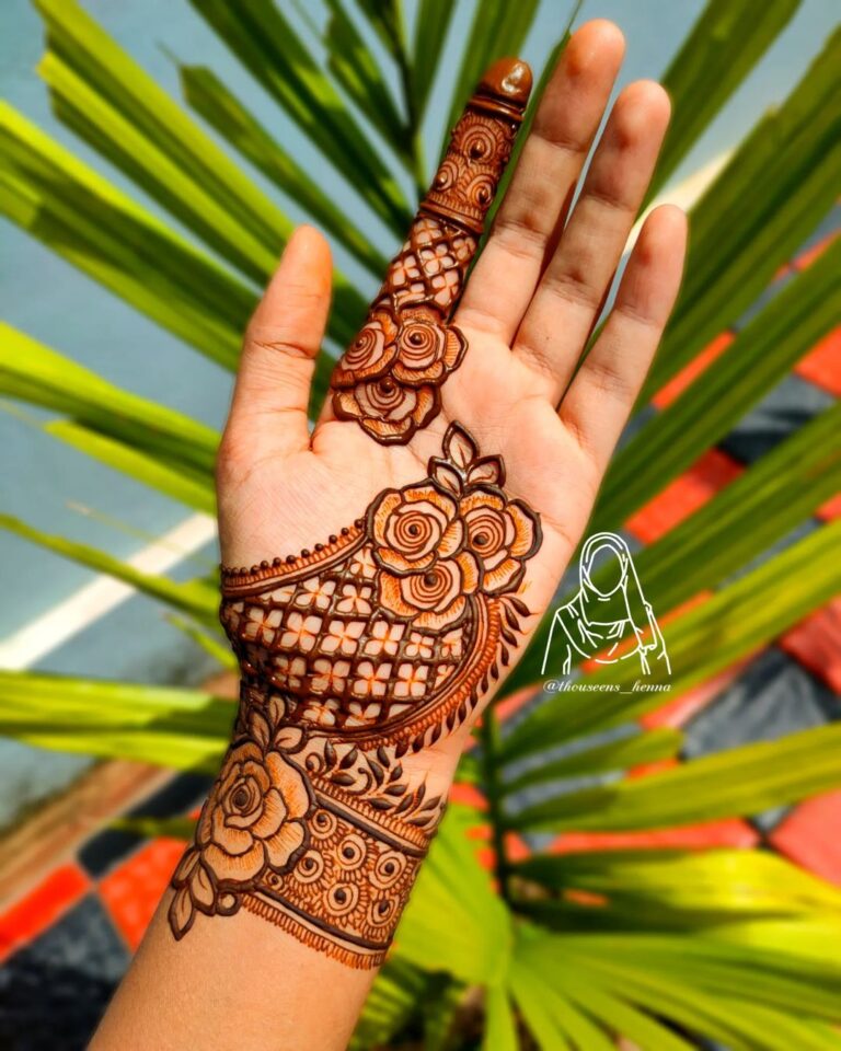 75 Best Mehndi Designs For Karwa Chauth || Modern & Trending - Wedbook