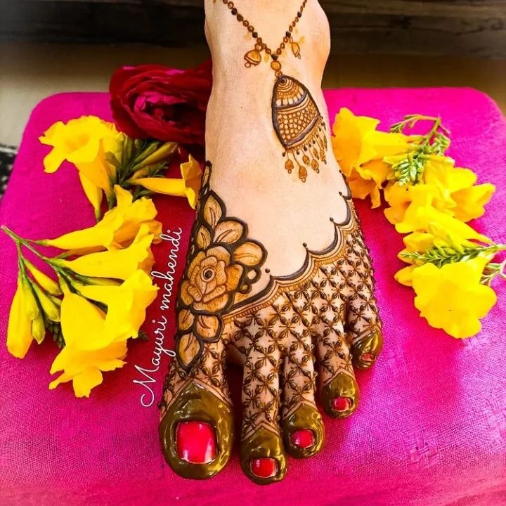 Karva Chauth Mehndi For Foot