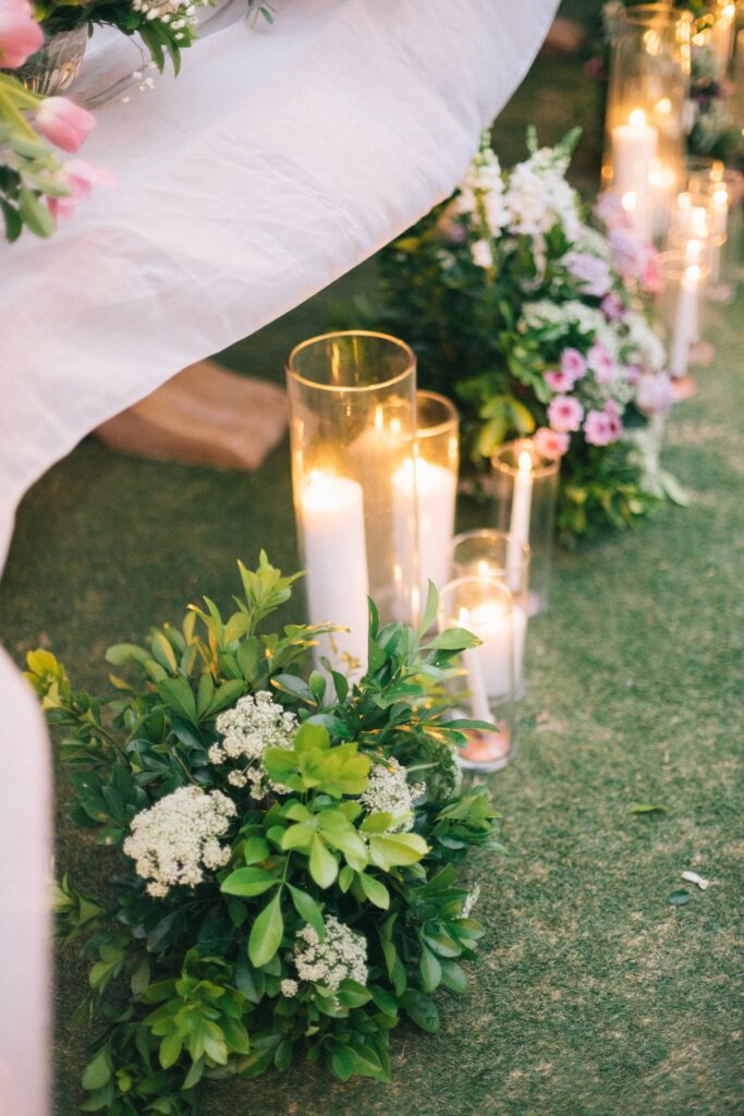 Entry Way Flowers Cost For A Wedding 2022