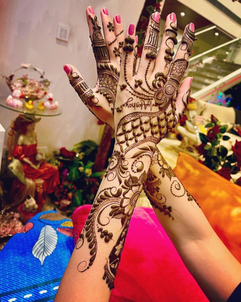 Modern Karva Chauth Mehndi Designs