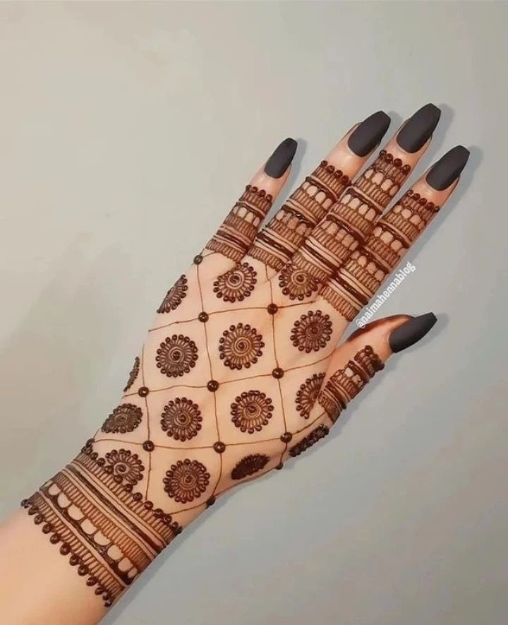 Simple Karva Chauth Mehndi