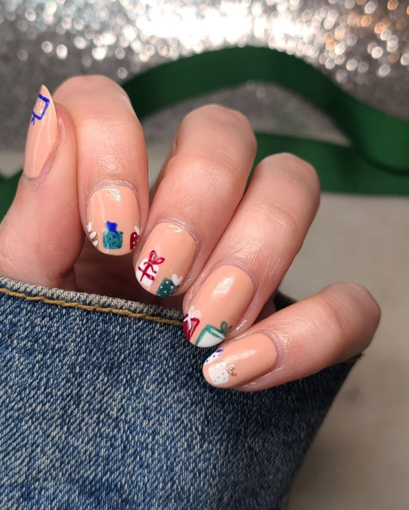 Holiday Nails Designs