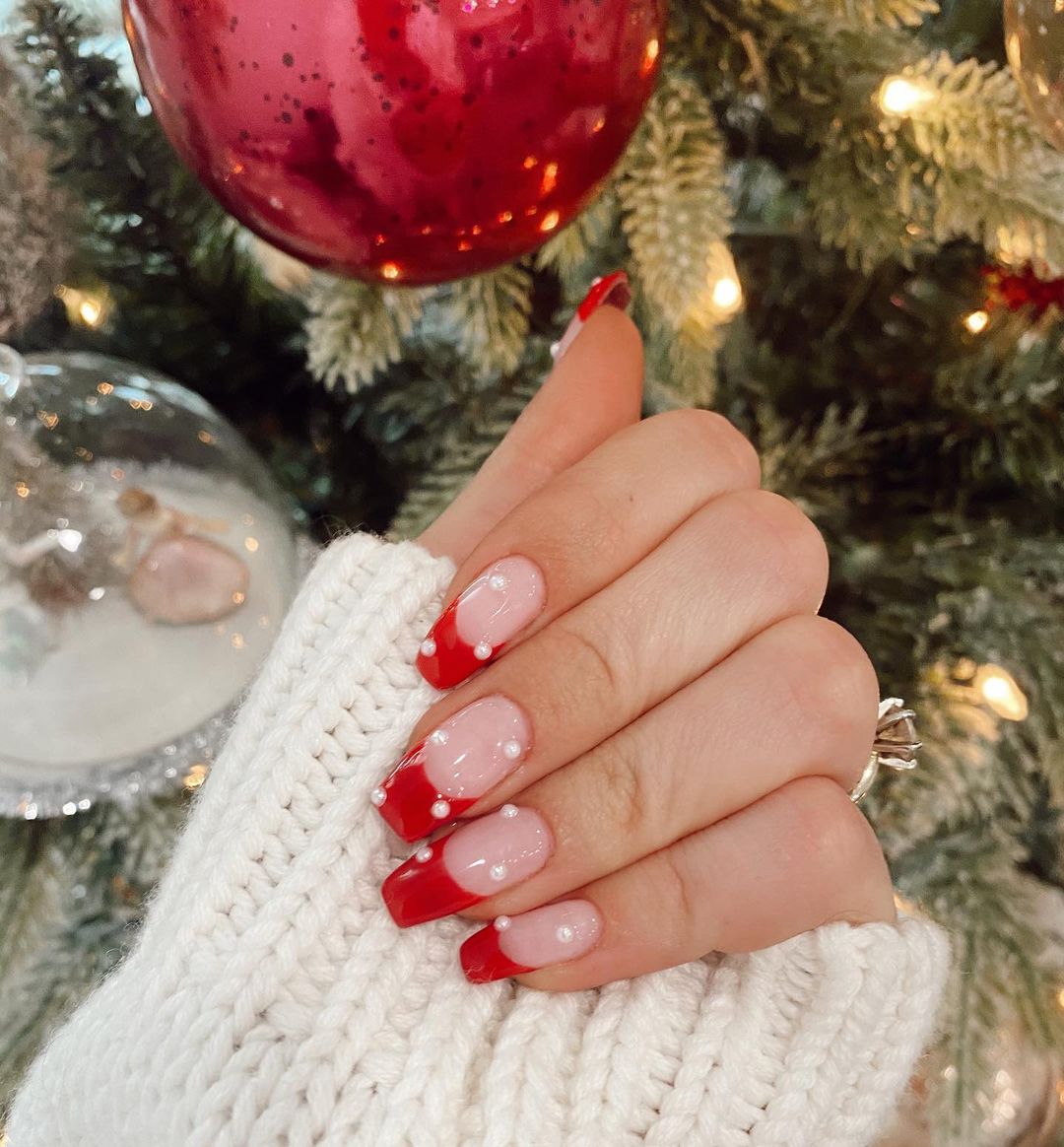 65 Holiday Nails Designs To Turn On The Festive Feeling Wedbook