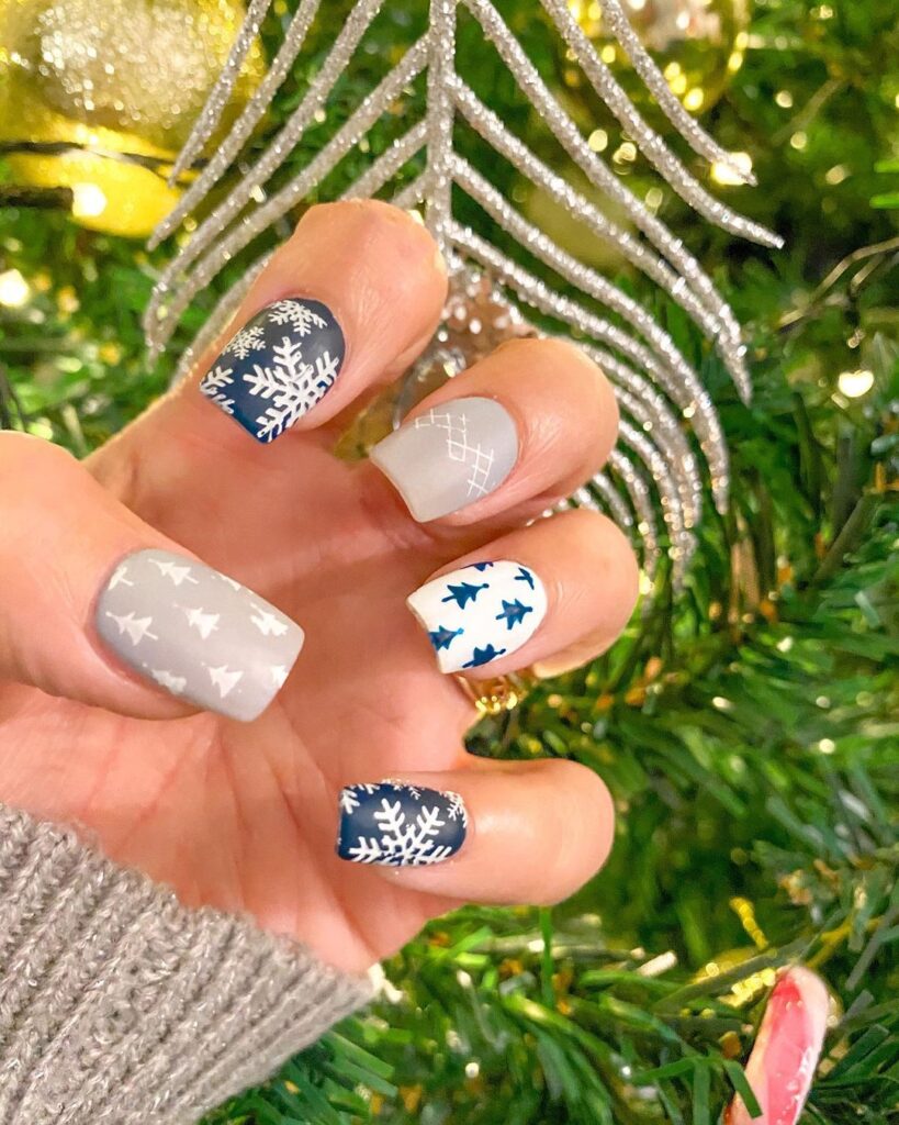 Christmas Nail 2022