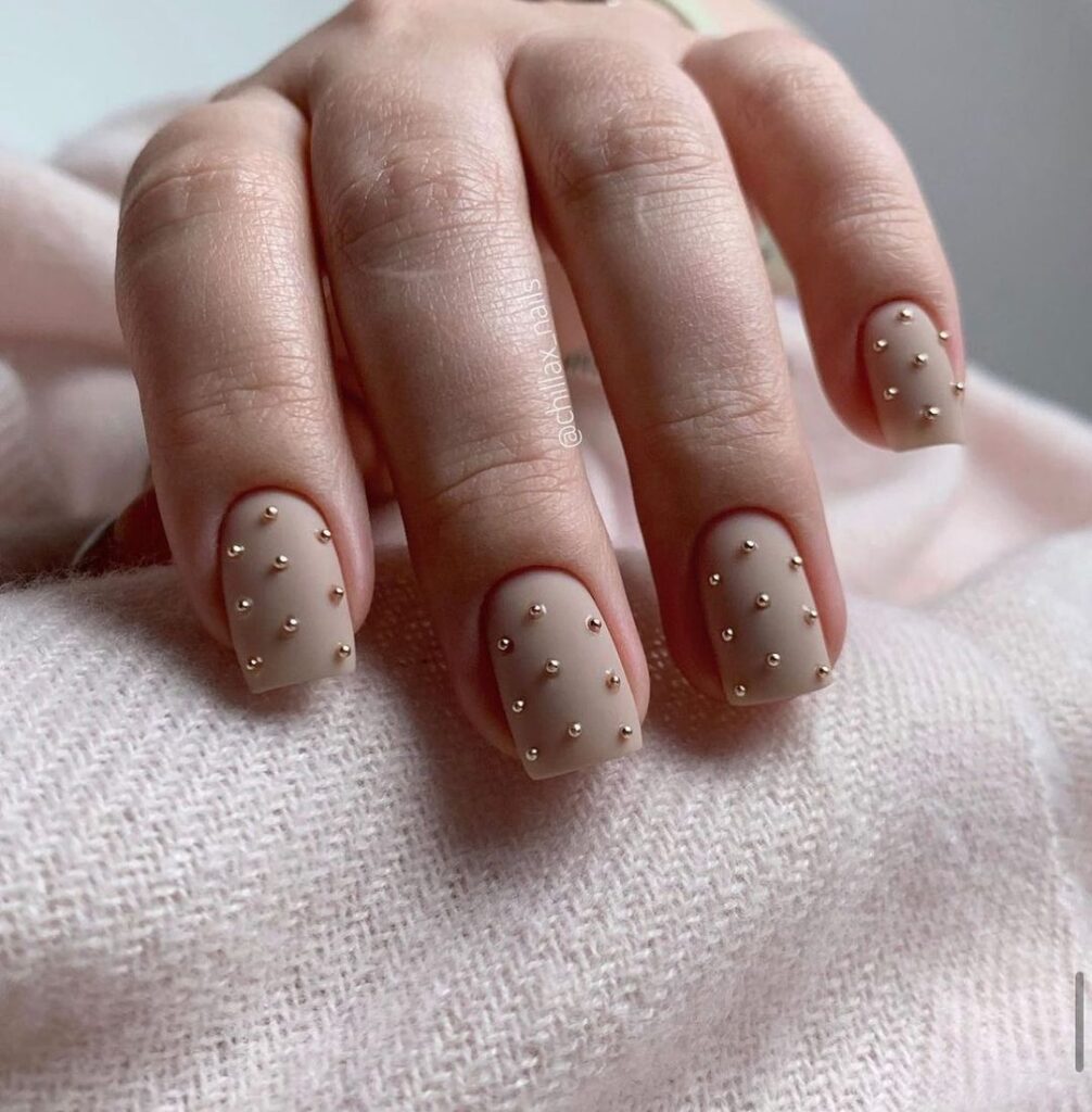 Nude Nails Design