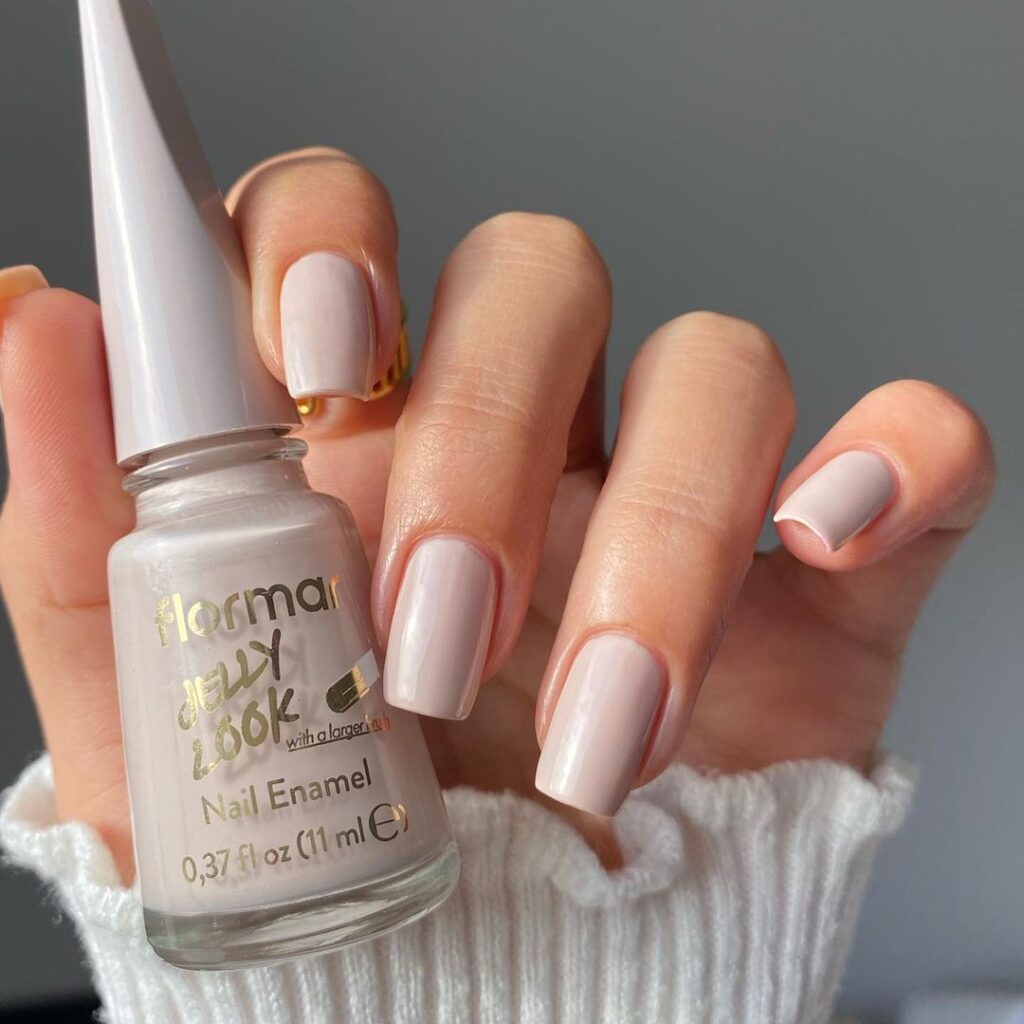 Nude Acrylic Nails Design