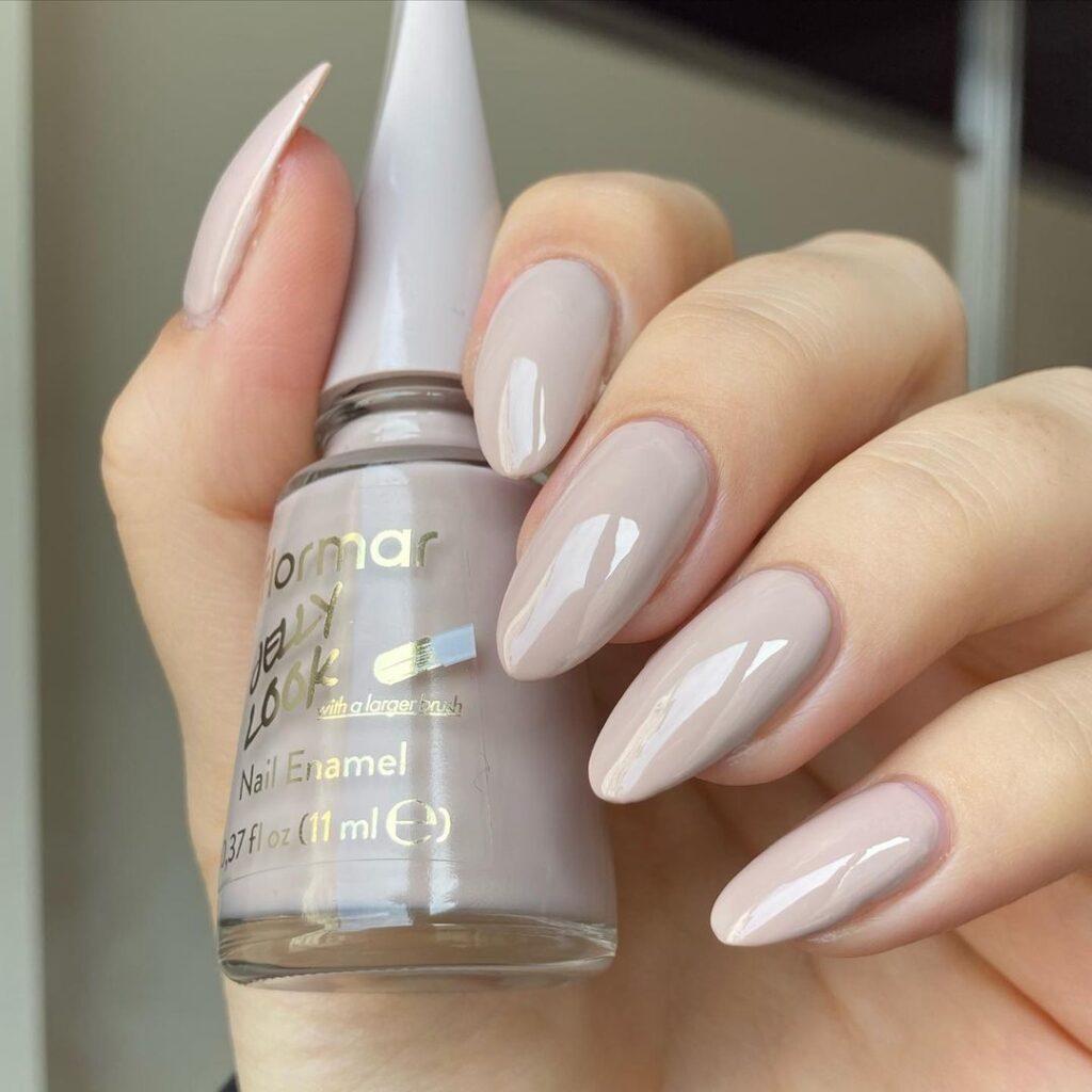 Short Nude Nail Designs