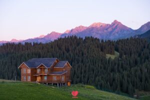 affordable honeymoon destinations in us