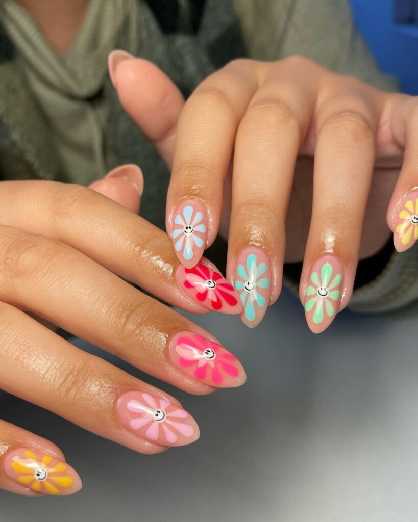 Trippy Smiley Face Nails