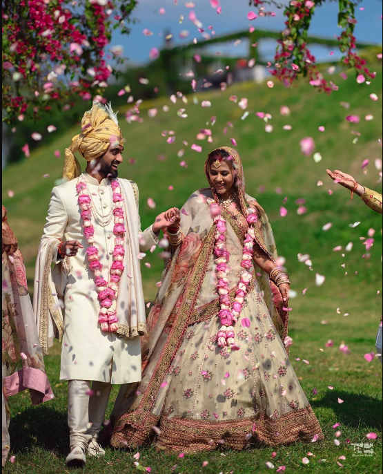 White Lehenga Bridal Look