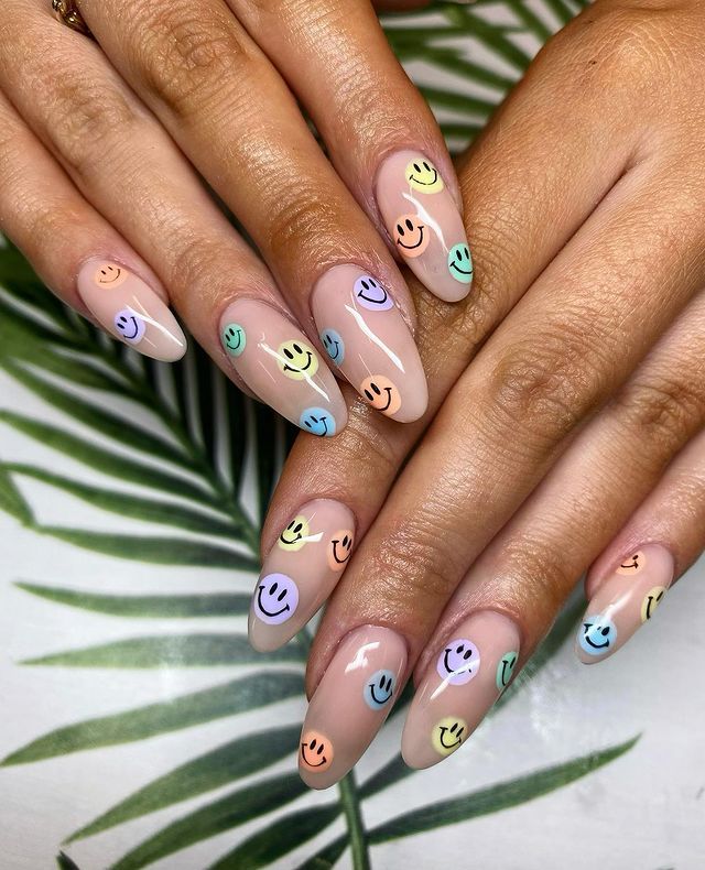 Smiley Face Nail Art