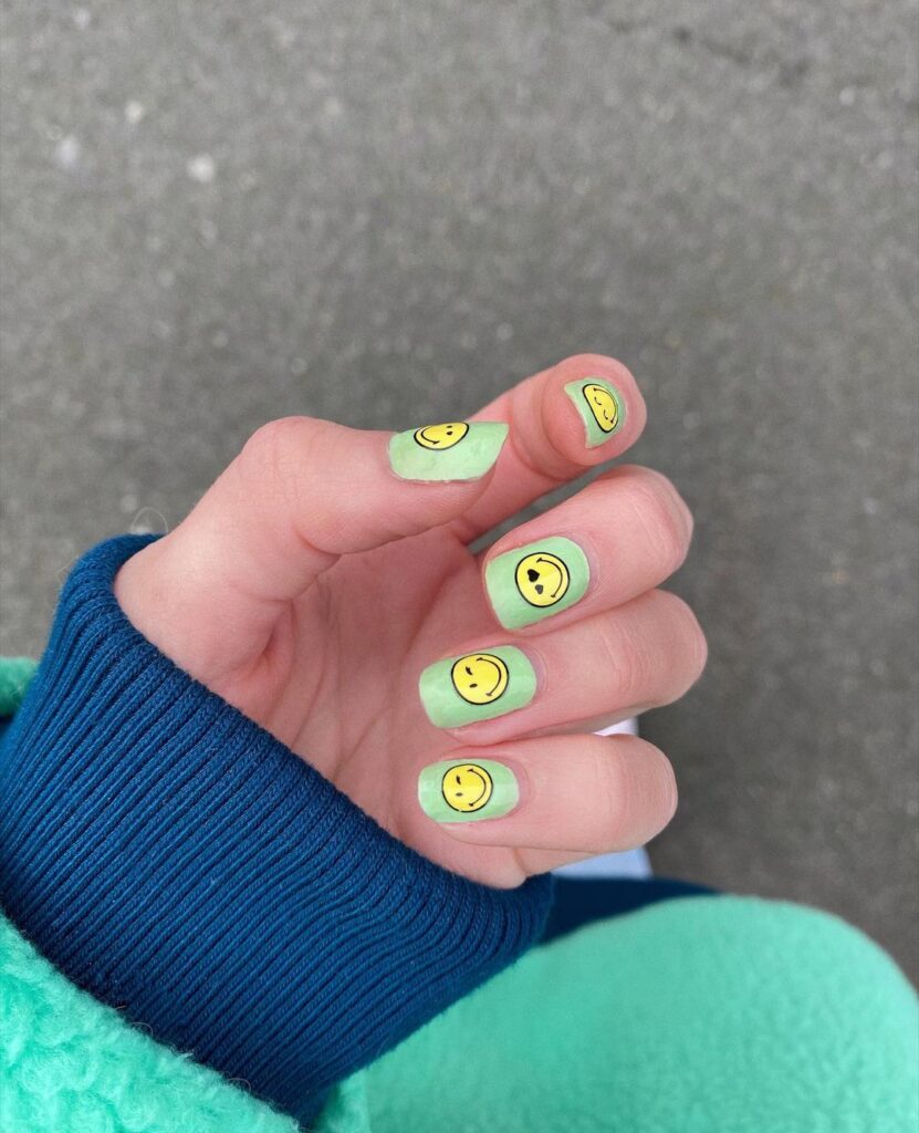 Happy Face Nails