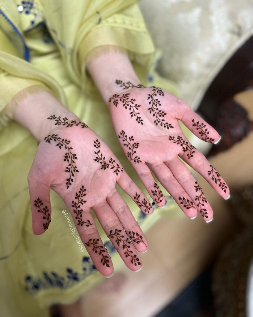 Small Mehndi Designs For Front Hand