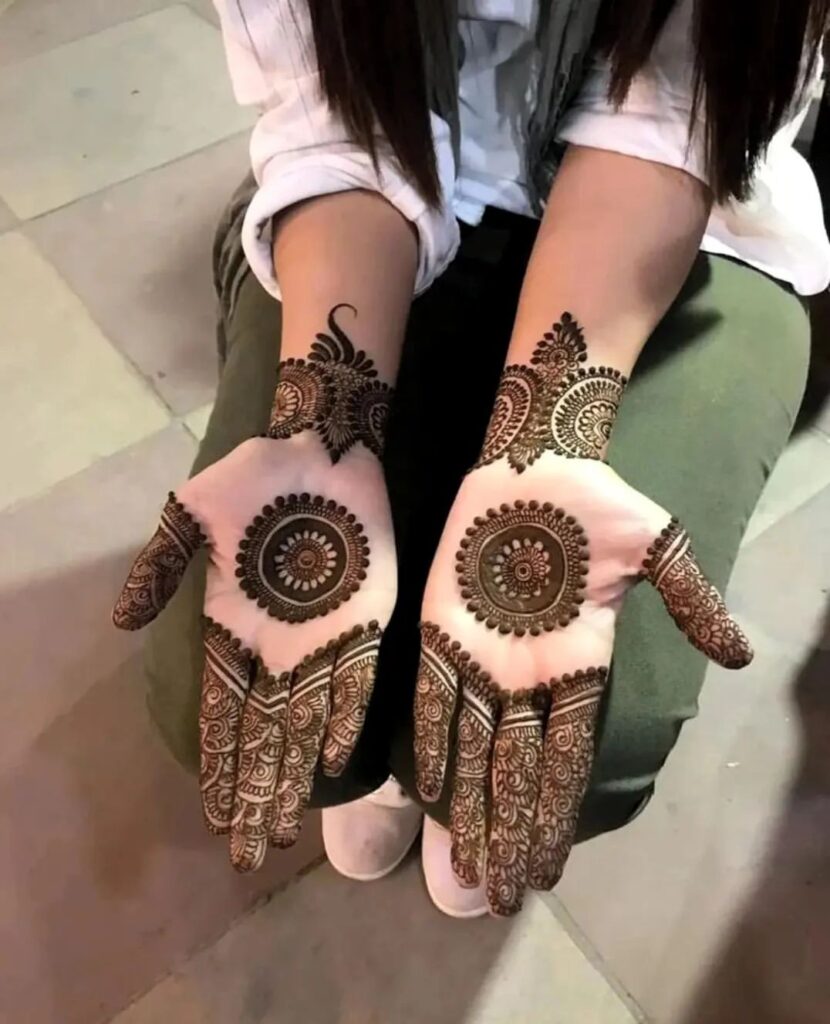 Small Mehndi Designs For Front Hand