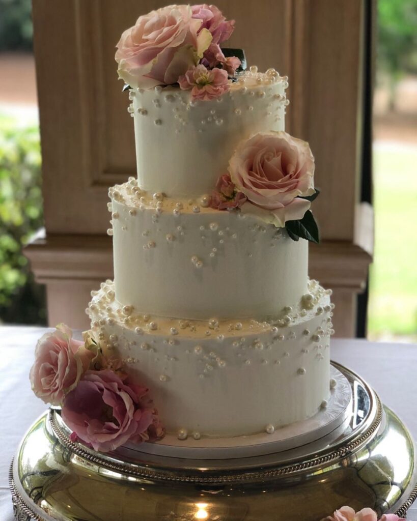 Wedding Cake With Pearls And Flowers
