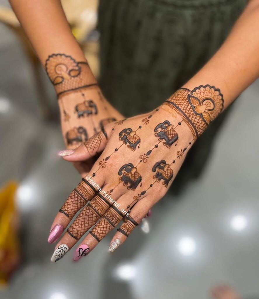 Small Mehndi Designs Easy