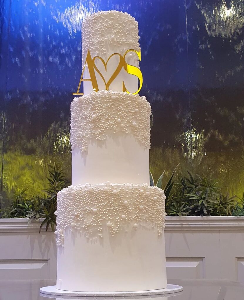 30th Pearl Wedding Cake Design