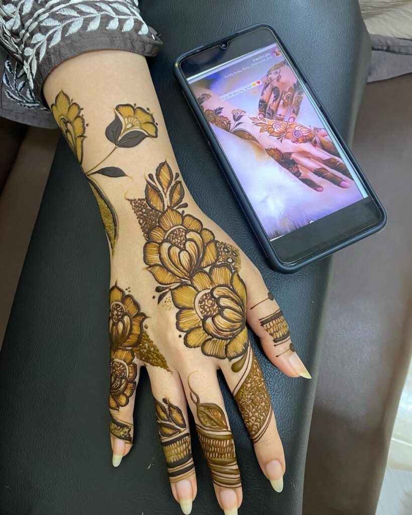 Small Mehndi Designs For Kids