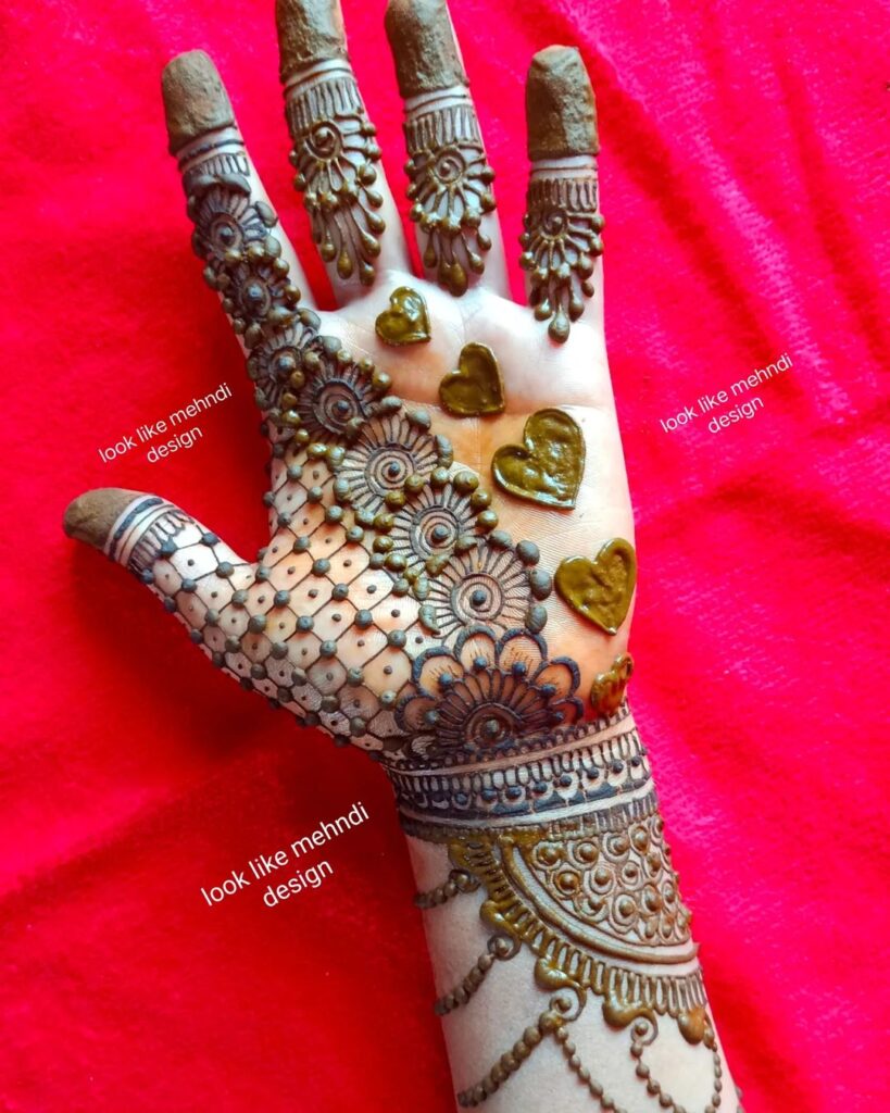 Small Mehndi Designs For Kids