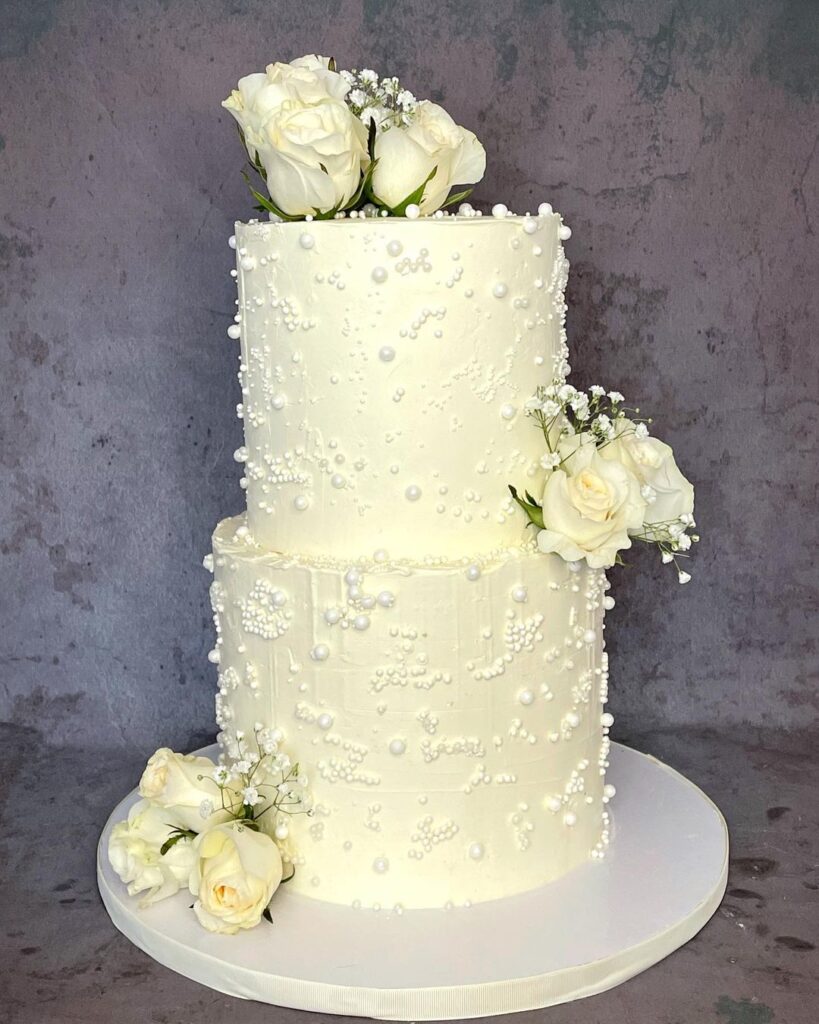 50 Timeless Pearl Wedding Cakes : Edible Pearl Encrusted Floral