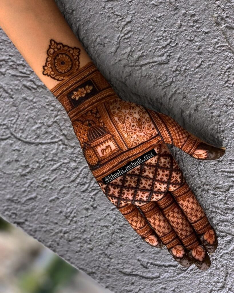 Small Mehndi Design For Back Hand
