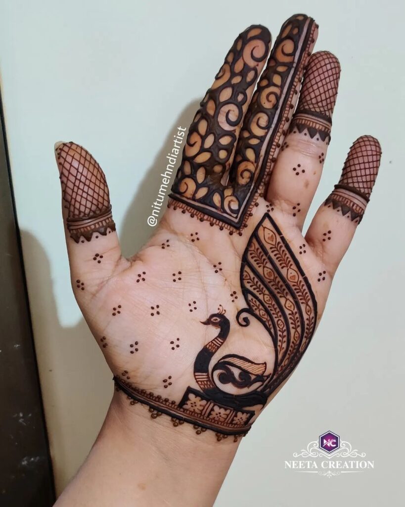 Cute Small Mehndi Designs