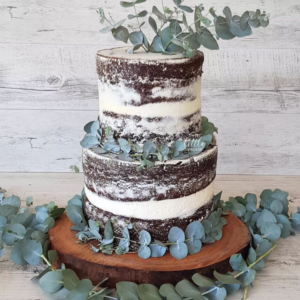 Simple Eucalyptus Wedding Cake