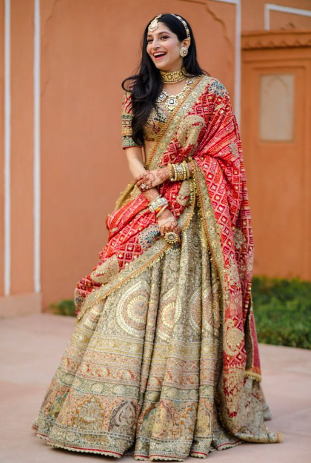 Bridal Lehenga Vs Bridal Saree