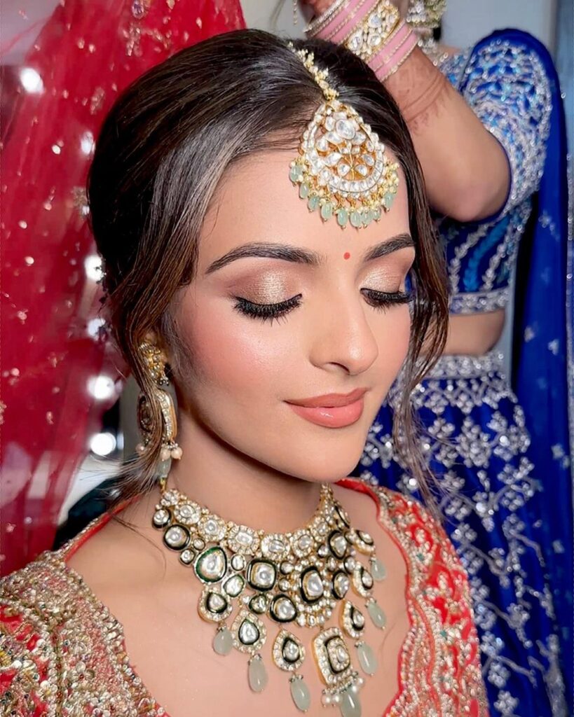 Golden Bridal Eye Makeup