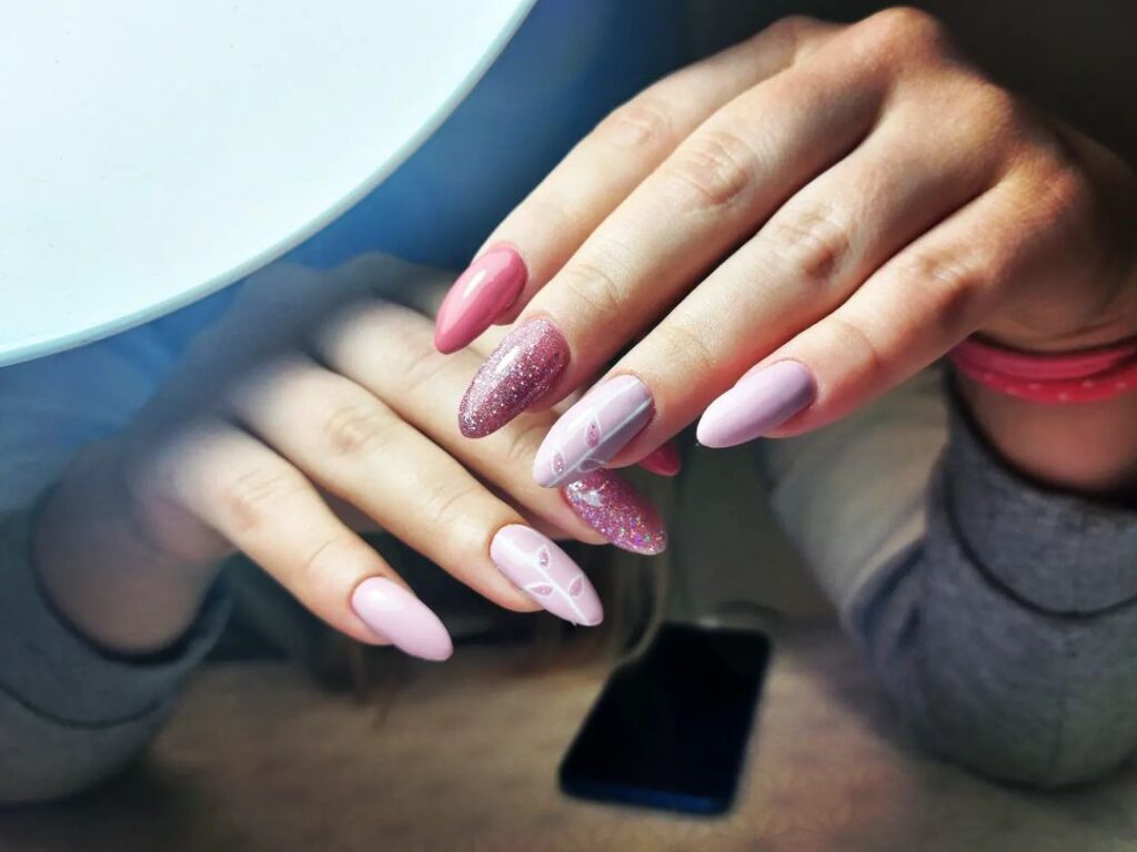 Pink & White Ombre Nails With Design