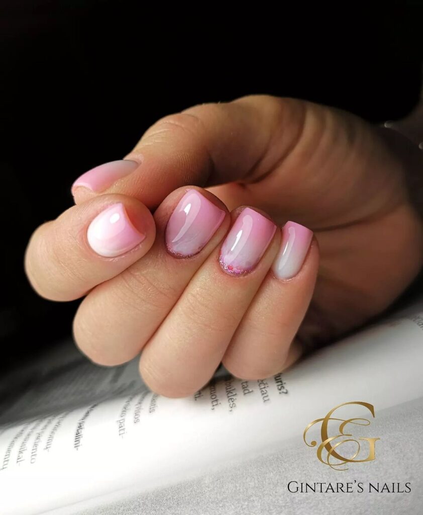 Pink & White Ombre Nails With Design