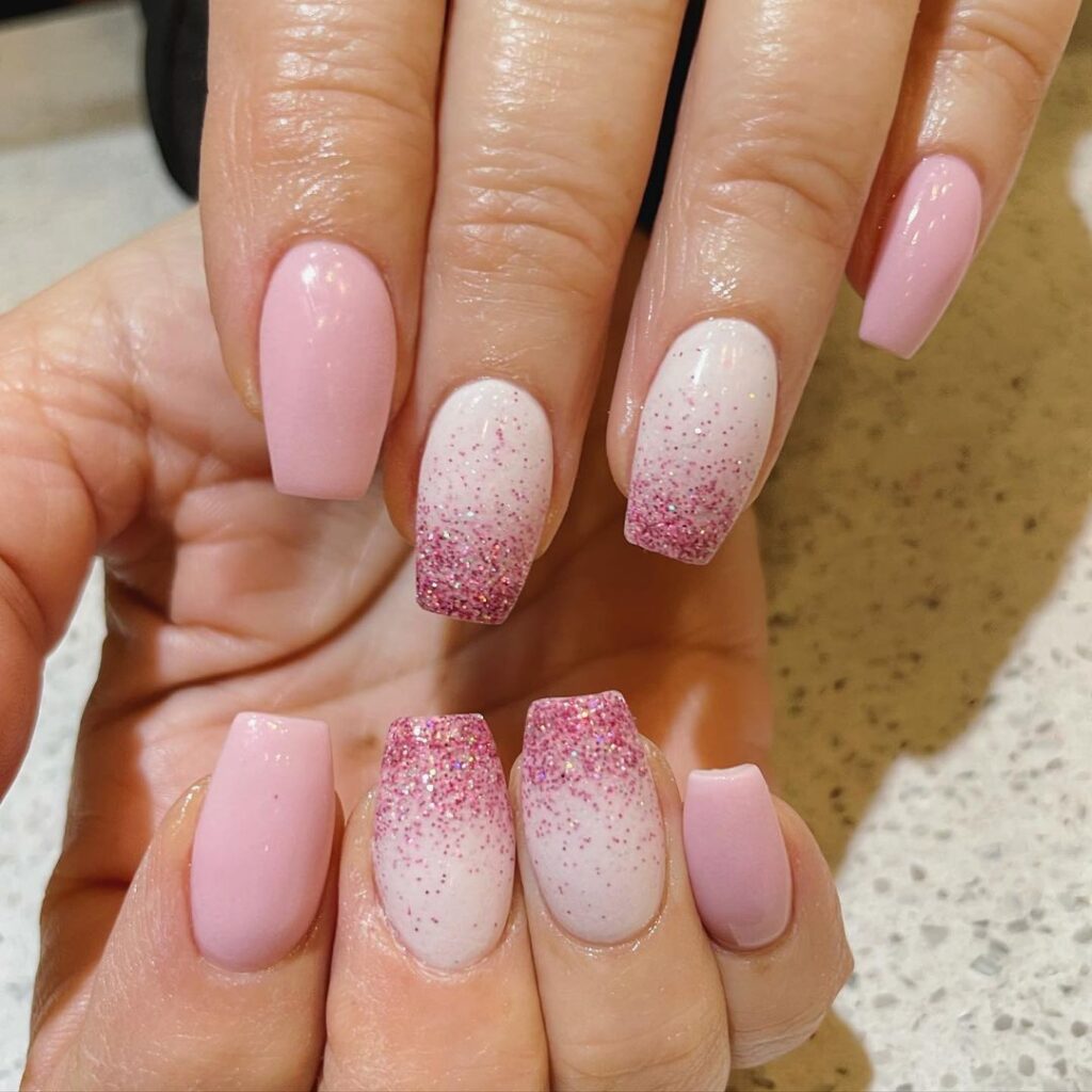Pink & White Ombre Nails With Design