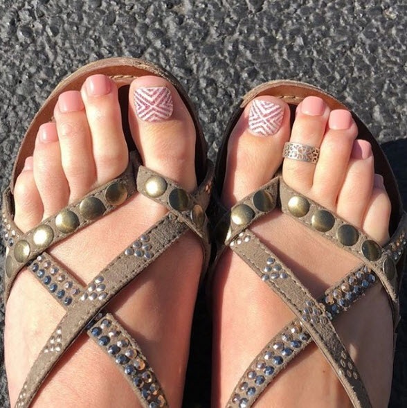 Simple Summer Toe Nail Designs