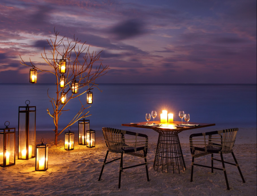 Propose In The Maldives